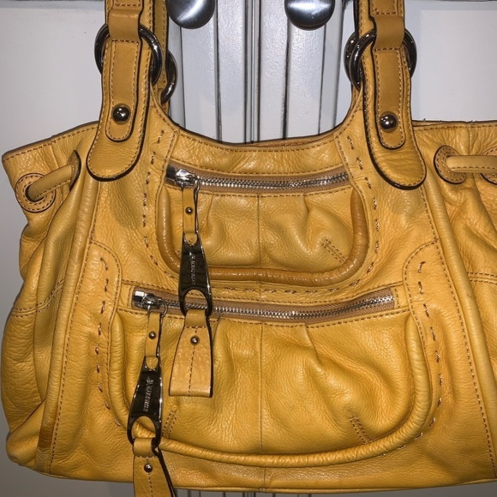 B. Makowsky yellow leather shoulder bag purse EUC - Picture 2 of 7